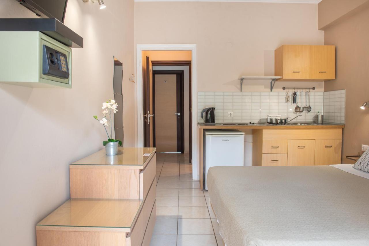 Galini Beach Studios And Penthouse Mesongí Extérieur photo