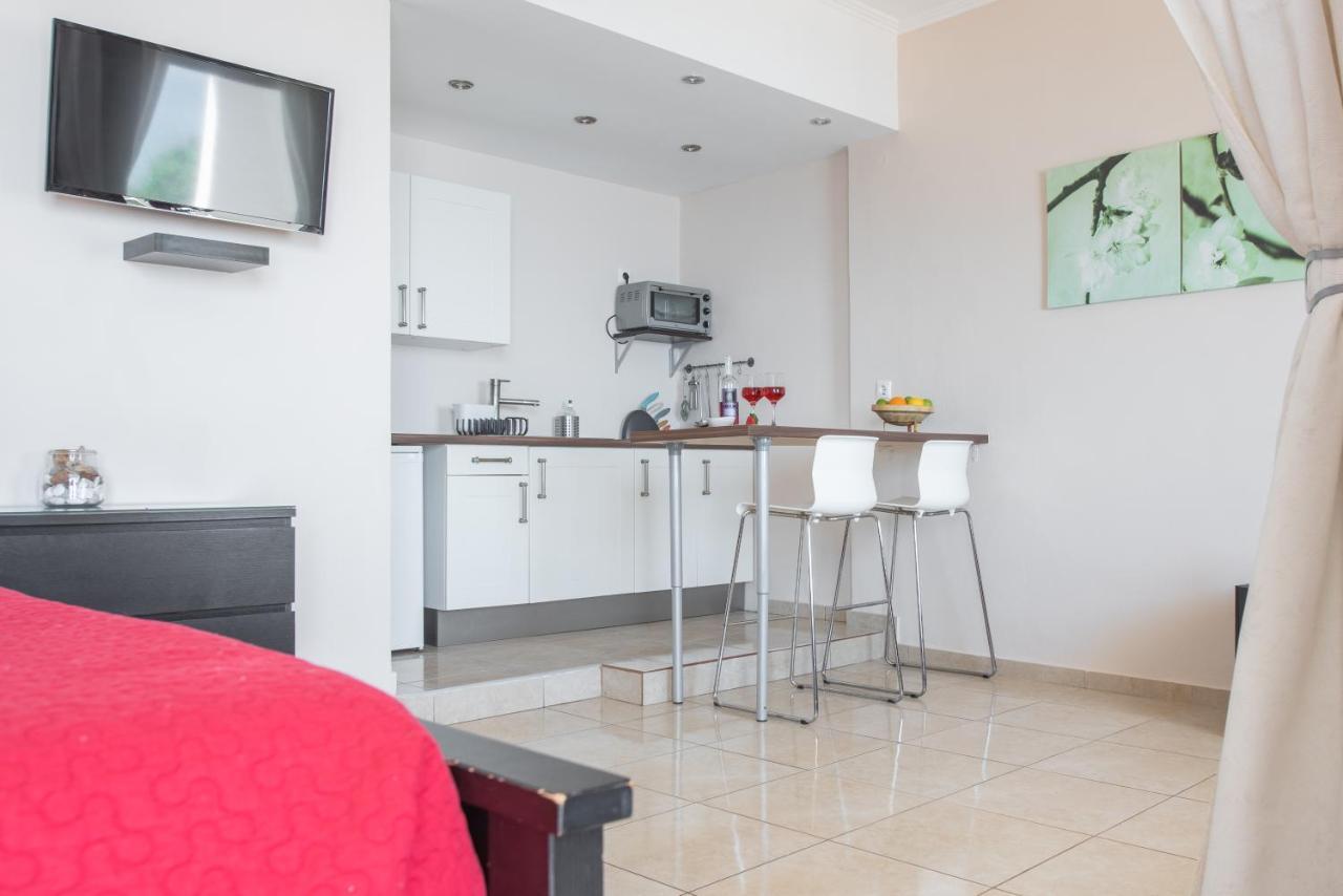 Galini Beach Studios And Penthouse Mesongí Extérieur photo