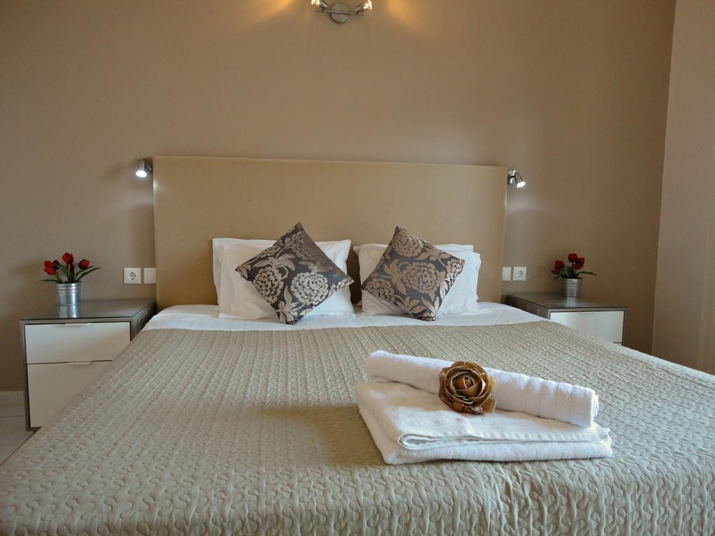 Galini Beach Studios And Penthouse Mesongí Chambre photo